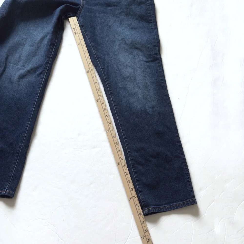 American Eagle Athletic Straight Jeans Mens 36x32 Stretch Dark Mid Rise  READ